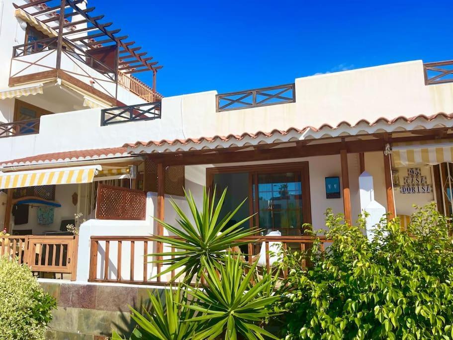 Stylish & Modern 1 Bedroom Suite On Frontline Of Playa Del Duque Costa Adeje  Bagian luar foto